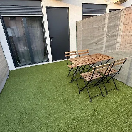 La Lyonnaise Dans La Jungle Urbaine Holiday home Venissieux